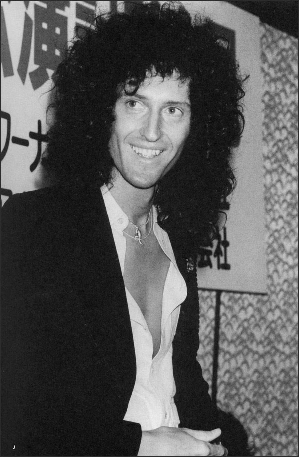 Very sexy, Brian....Yummmmmmmm! :D :D :D 